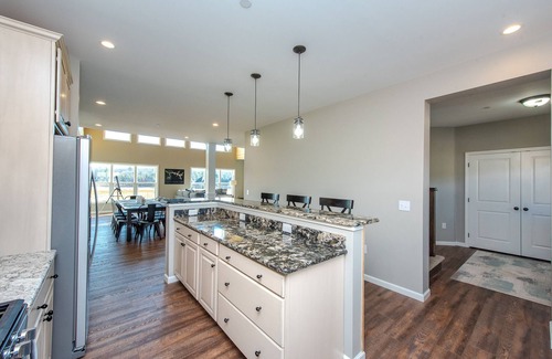 Waterfront Greens House | Lake Access Lodge w/Bar & Game Room