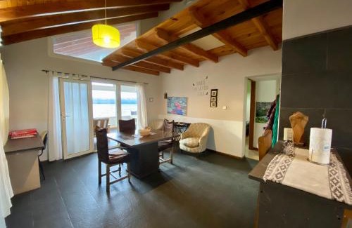 San Carlos de Bariloche House | Lake