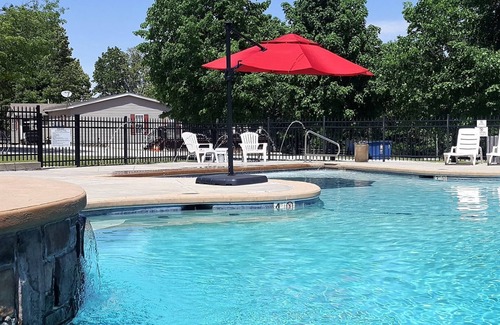 Blue Eye Cottage | Lake "Beach" Cottage w/Boat Slip & Rentals, Dock & Hot Tub!