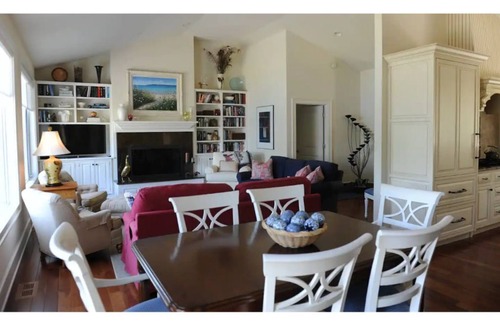 Charlevoix House | Lake Charlevoix Luxury Home; A Boat and Lake Lover’s Paradise on the Narrows