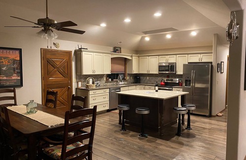 Manson House | Lake Chelan family home on the water