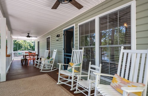 Terrell House | Lake Escape's Cottage on the Cove