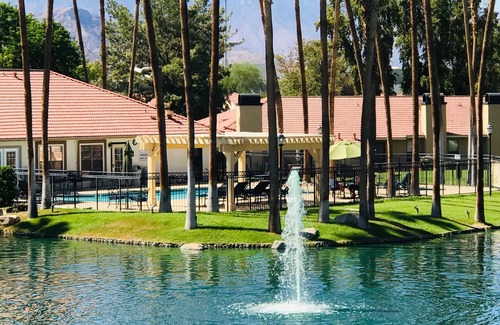 Palm Desert Condo | Lake front condo with a million dollar view