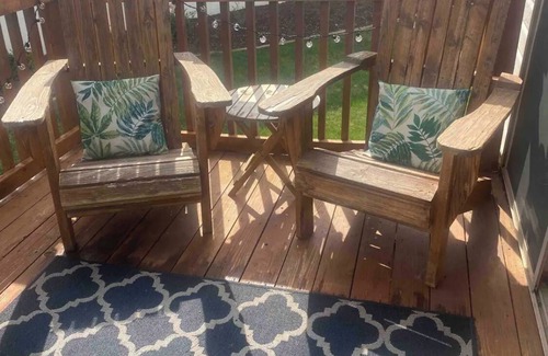 Carter Lake House | Lake front home 3 miles from Downtown Omaha! Pet Friendly!