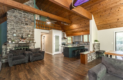 Lake Harmony Ski Chalet | Lake Harmony Chalet With Arcade Room ~ Includes Hot Tub ~sleeps 22