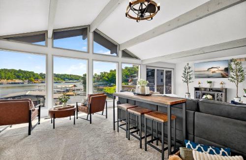 Lake Ozark House | Lake Home Oasis - Sleeps 18