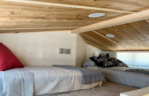 Dadeville Cottage | Lake Martin's Tiniest Gem by 360 Destinations