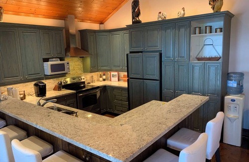 Muskoka Lakes Cottage | Lake Rosseau spacious, welcoming and lake loving family cottage gem