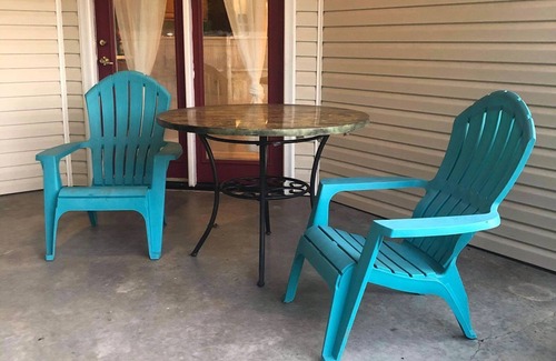 Fayetteville House | Lake Sequoyah Park Getaway