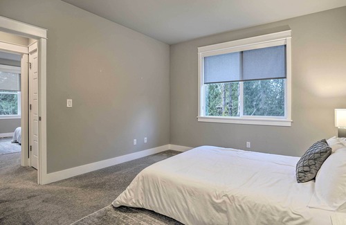 West Lake Stevens House | Lake Stevens Estate w/ Sauna & Hot Tub
