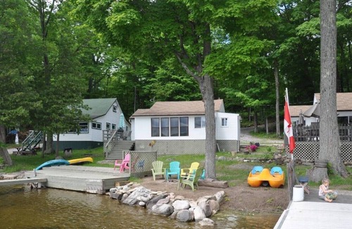 Deer Bay House | Lake Vibe! Buckhorn FUN Family Cottage Vacation!!