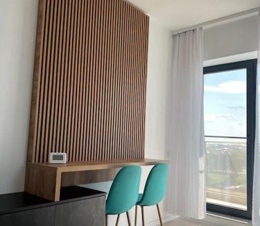 Militari Apartment | Lake View Aparthotel