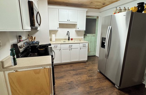 Wappapello House | Lake Wappapello 2 Bedroom Home 1/8 mile to beach and boat ramp