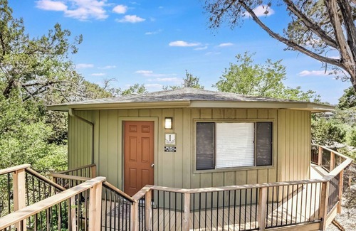 Lakeway House | Lakefront Bungalow - Shared Community Pool/Hot Tub #1