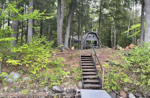 Mount Vernon Cabin | Lakefront Cabin - 20 minutes from Farmington