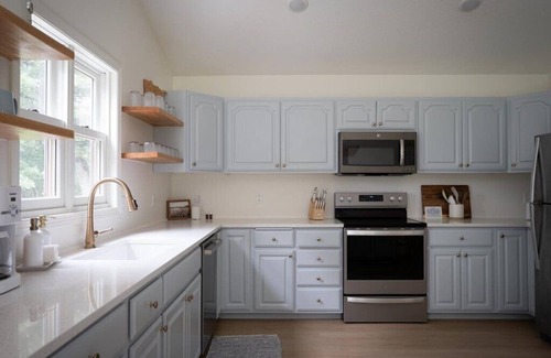 Nisswa House | Lakefront Cabin Getaway: Game Room, Hot Tub & More