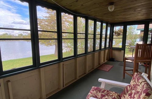 Bellaire Cabin | Lakefront Cabin - Northaire Resort Cabin 1
