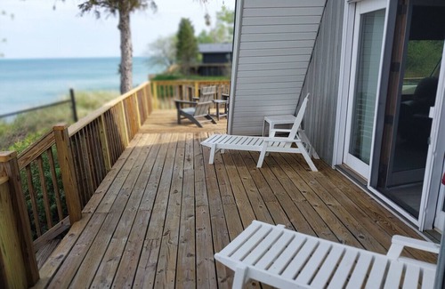Stevensville House | Lakefront Chalet #36 w/Beach Access, Pools, Sport Courts, Fishing Pond & more!