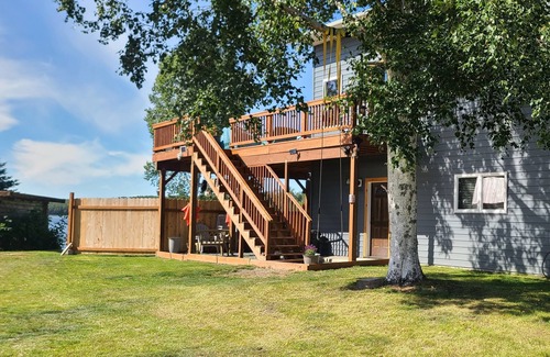 Nikiski Apartment | Lakefront Ensuite Retreat/Full Kitchen, Private Entry, & Lake Access