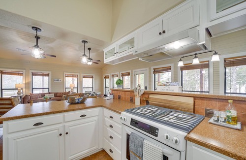 Longtown House | Lakefront Eufaula Vacation Rental w/Private Dock