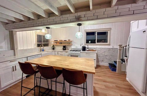 Lake George Cottage | Lakefront Family-Friendly Hideaway by Hygge Homes