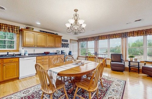 Sevierville Cabin | Lakefront family home with dock, free attract tickets, Private Boat Ramp