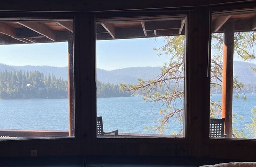 Hayden Lake House | Lakefront Family Retreat. Swim, sun, boat, beach, float, fish, relax, dream.