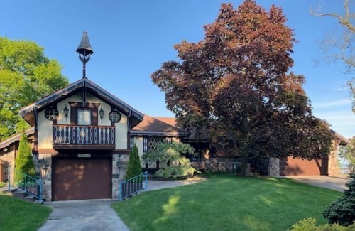 Port Sanilac House | LAKEFRONT GEM-Port Sanilac Ultimate Beach Get-A-Way
