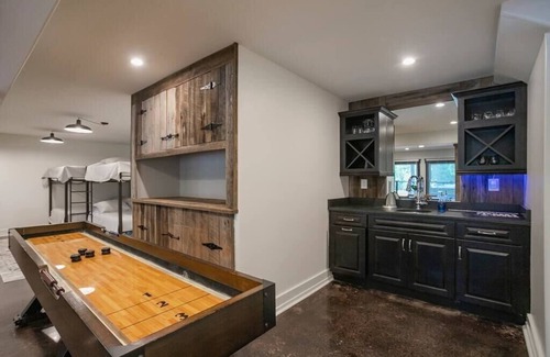 Gallatin House | Lakefront Home! Game Tables and Boat Dock