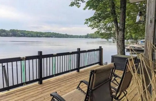 Lake Harmony Estates House | Lakefront home offering private dock, beach, fishing and kayaks for activities.