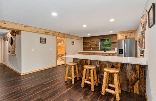Highland Lake Cabin | Lakefront Lodge w/Pvt Dock, Sauna, GameRm, Pickle/Basketball Court, Firepit