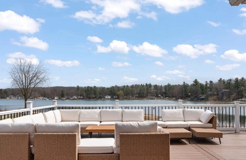 Smyrna House | Lakefront Maston Haven