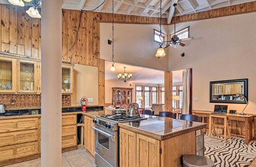 Stevens Point Cabin | Lakefront Stevens Point Cabin, 1 Mi to Trails!