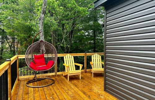 Carling Cabin | Lakefront Studio Cottage #7