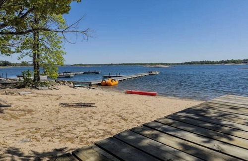 Carling Cabin | Lakefront Studio Cottage #7
