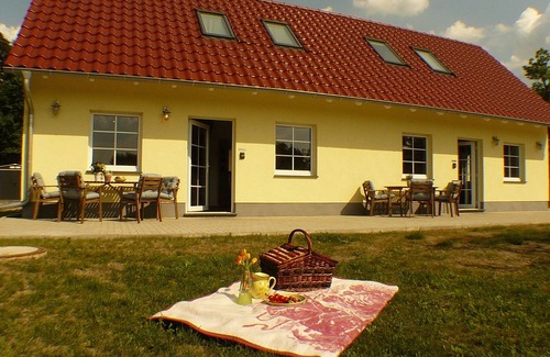 Geierswalde House | Lakeland vacation home in Geierswalde - House "Geierswalder See"