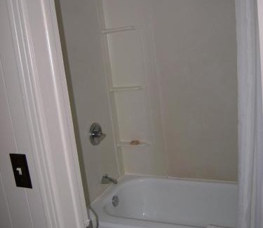 Yarmouth Hotel | Lakelawn B&B and Motel