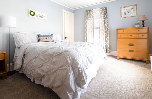 Laconia House | Lakes Region Getaway Close Lake Winnipesaukee, Gunstock Ski Resort & White Mtns