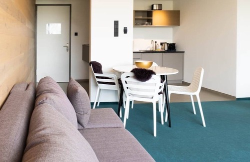 Zwenkau Apartment | Lakeside Apartment 4
