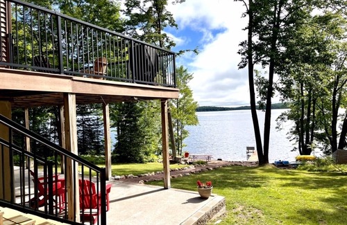 Hayward Cabin | Lakeside Cabin on 2,700 Acre Nelson Lake in Hayward - Fun for All Ages!