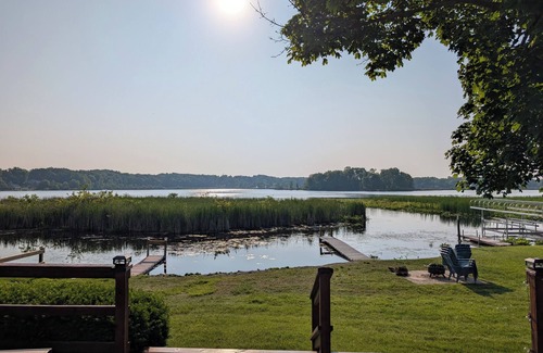 Hillsdale Cottage | Lakeside Cottage with Kayaks and Dock in Hillsdale