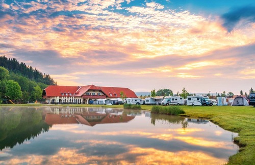 Sankt Michael bei Bleiburg RV Rental | Lakeside Family Tent - Lakeside Petzen Glamping