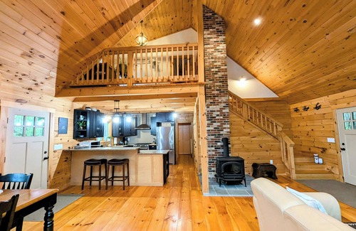 Ellsworth House | Lakeside Log Home near Acadia NP - peak foliage is here. BOOK NOW Oct. 14th-17th