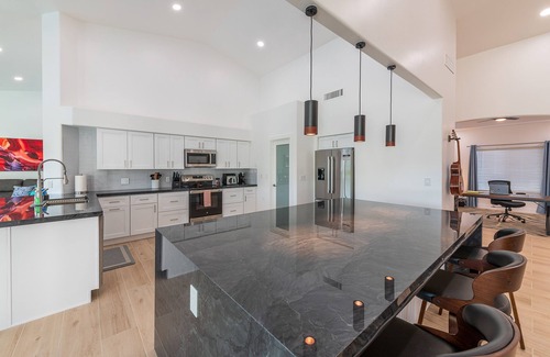 Val Vista Lakes House | Lakeside Luxe: Private Home in Gated Community with Heated Pool, Spa and More!