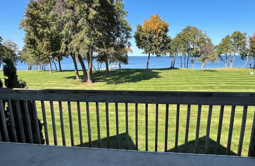 Onamia House | Lakeside Retreat at Izatys Resort #222 – The Perfect Getaway for All Seasons!
