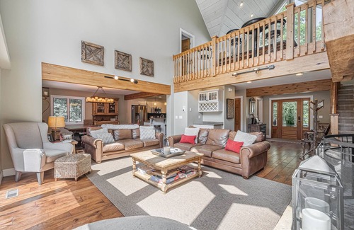 Waterfront Greens House | Lakeside Story | Dock Slip + Dog Friendly