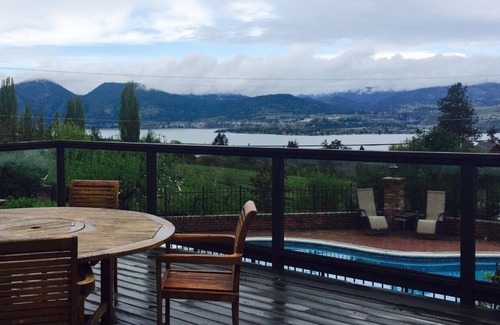 Okanagan-Similkameen House | Lakeview 5 bedroom home with pool in wine country