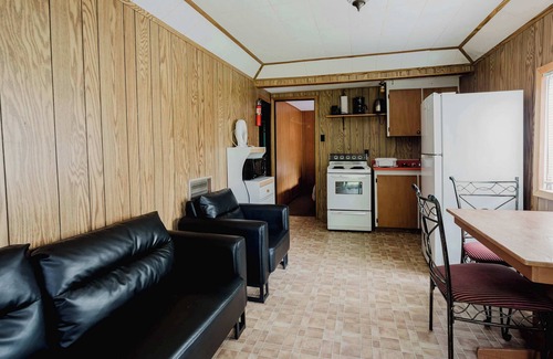 Carling Cabin | Lakeview Cabin in Georgian Bay - Rockwood #1