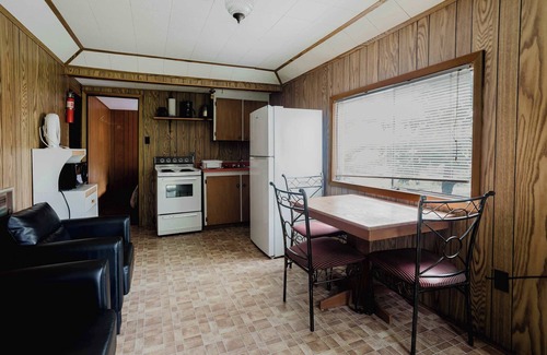 Carling Cabin | Lakeview Cabin in Georgian Bay - Rockwood #1