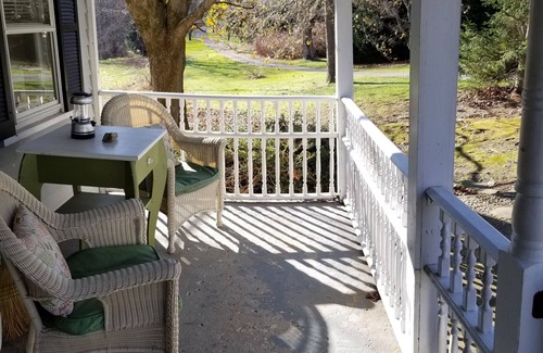 Blairstown House | Lakeview Cottage Near NYC/Rt80 Delaware Water Gap